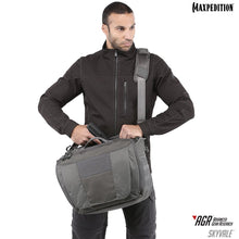 Load image into Gallery viewer, Skyvale™ Tech Messenger Bag 16L
